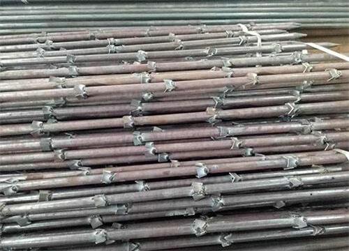 罗山隧道钢花管